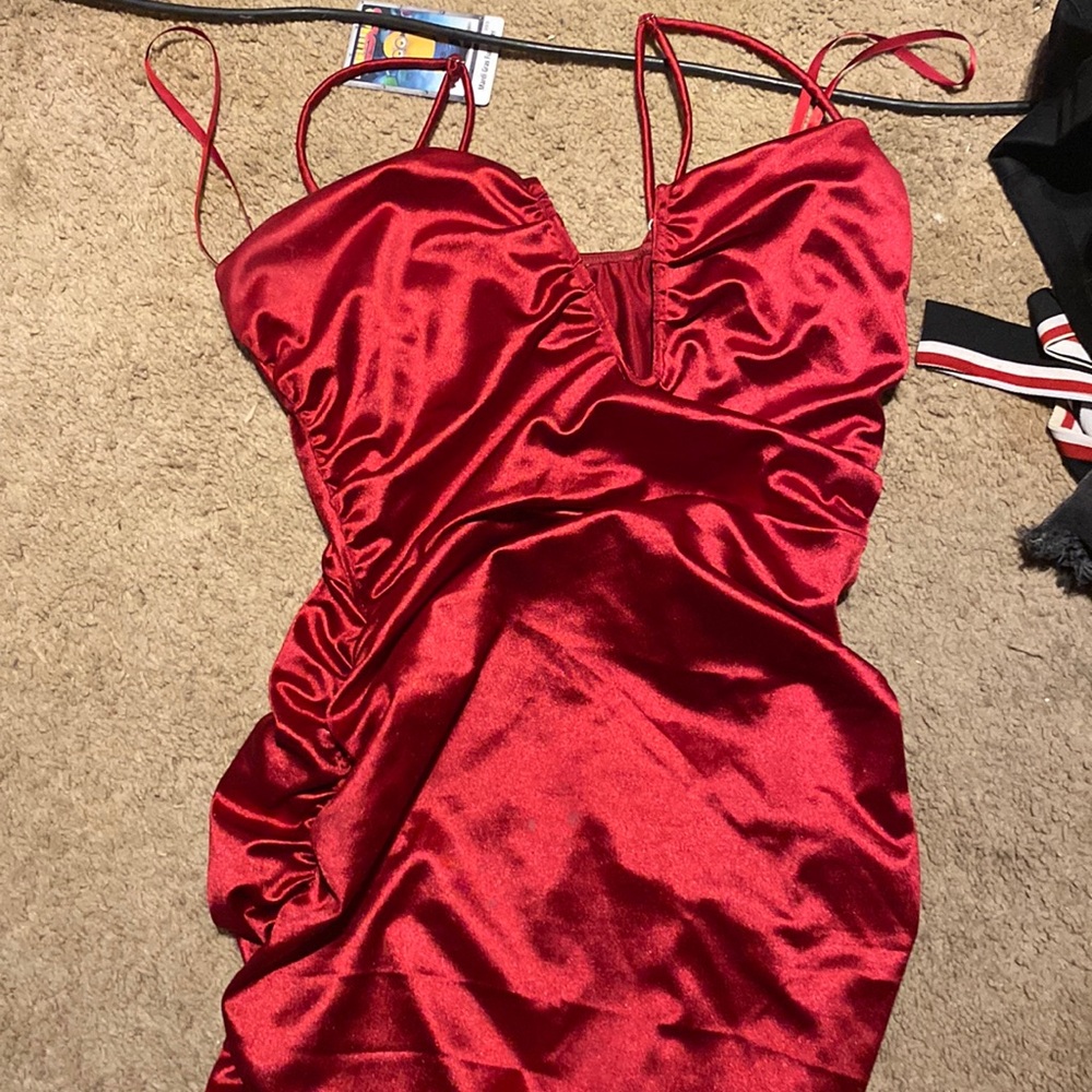 super silky. stretchy